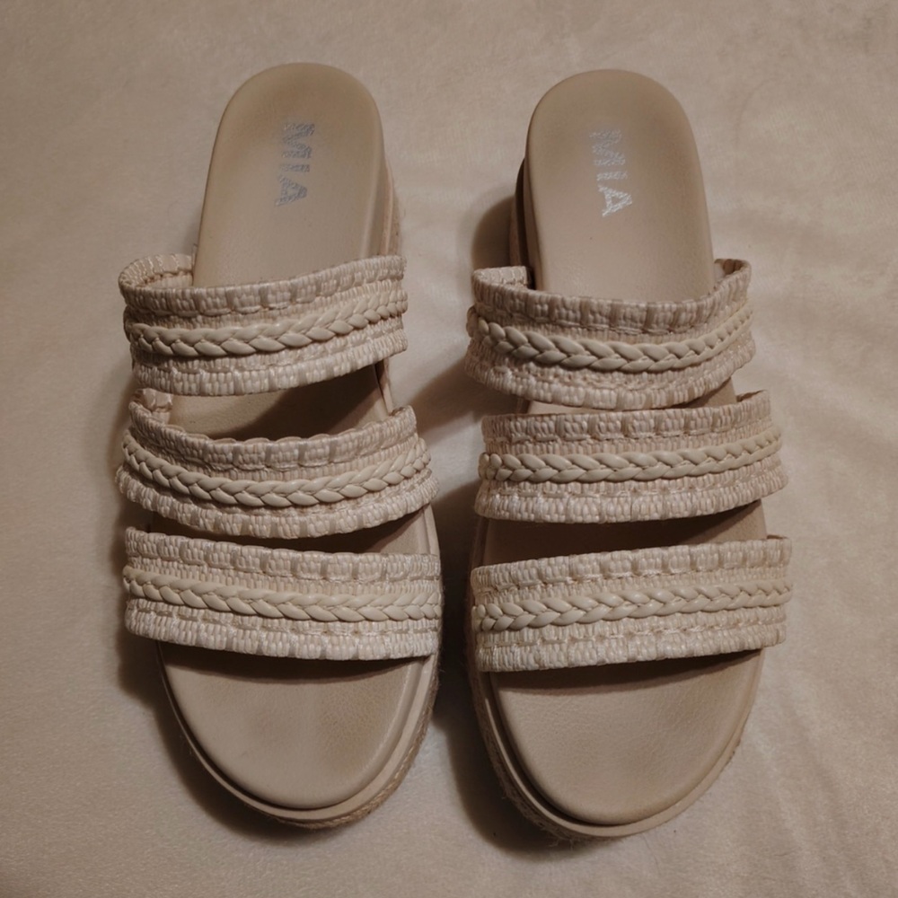 MIA Women's Platform Tan Sandals